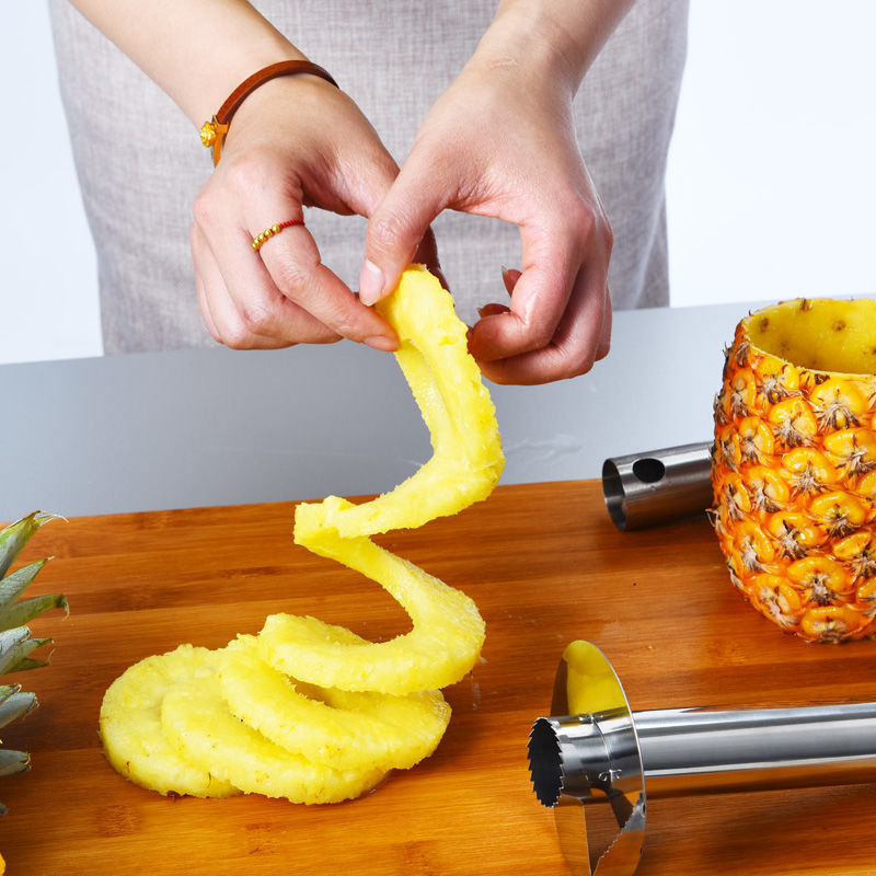 The Pineapple Slicer